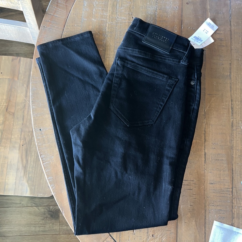 Black Hollister men’s jeans